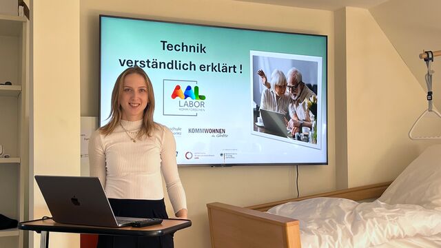 Maria Fabisch präsentiert das Thema "Technik verständlich erklärt"