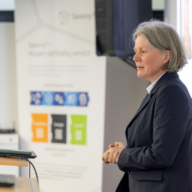 Frau Prof Harre eröffnet Jahrestreffen